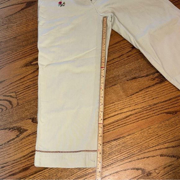 Gap‎ Khaki Y2K Bohemian Clean Cut Floral Embroidered Capri Pants Women's sz 6 - Picture 14 of 16